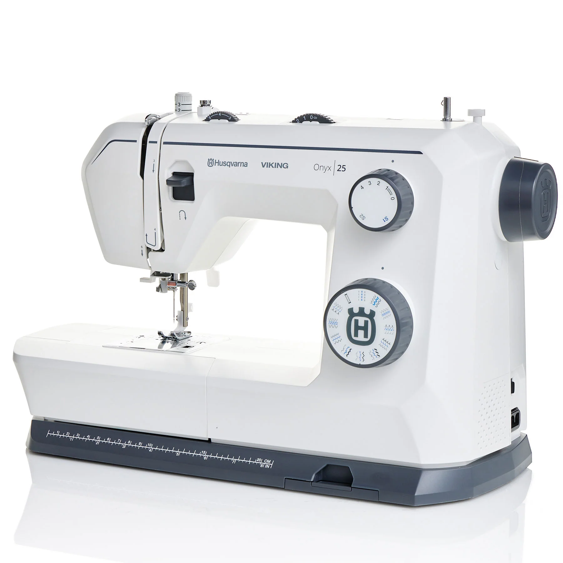 HUSQVARNA® VIKING® ONYX™ 25 Sewing Machine - Image 10