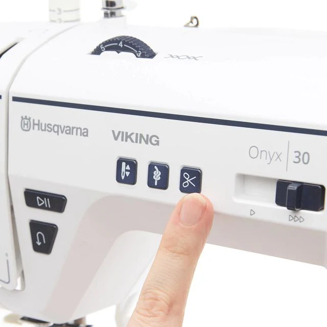 HUSQVARNA® VIKING® ONYX™ 30 Sewing Machine - Image 12