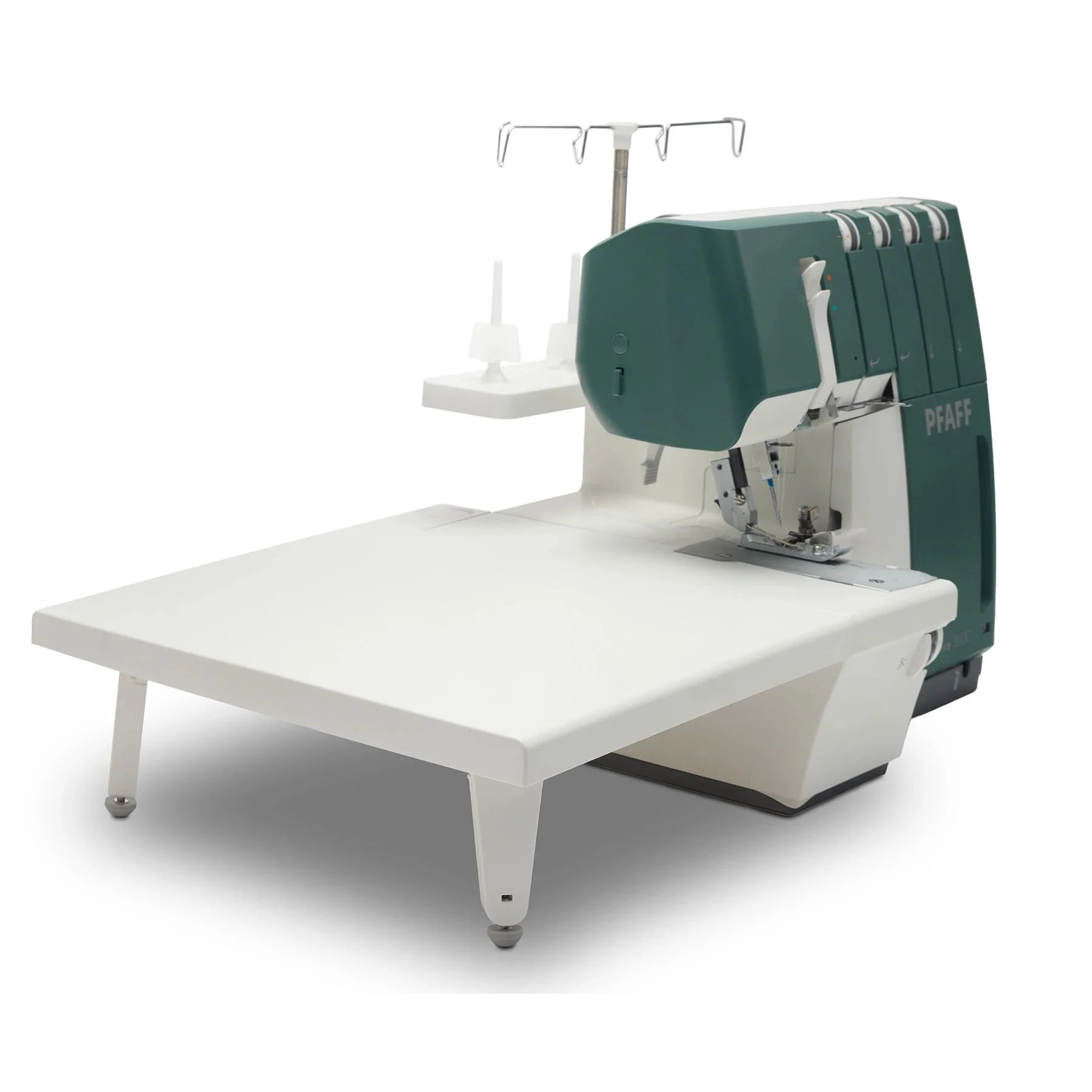 PFAFF® admire™ 3000 Overlock Machine - Image 7