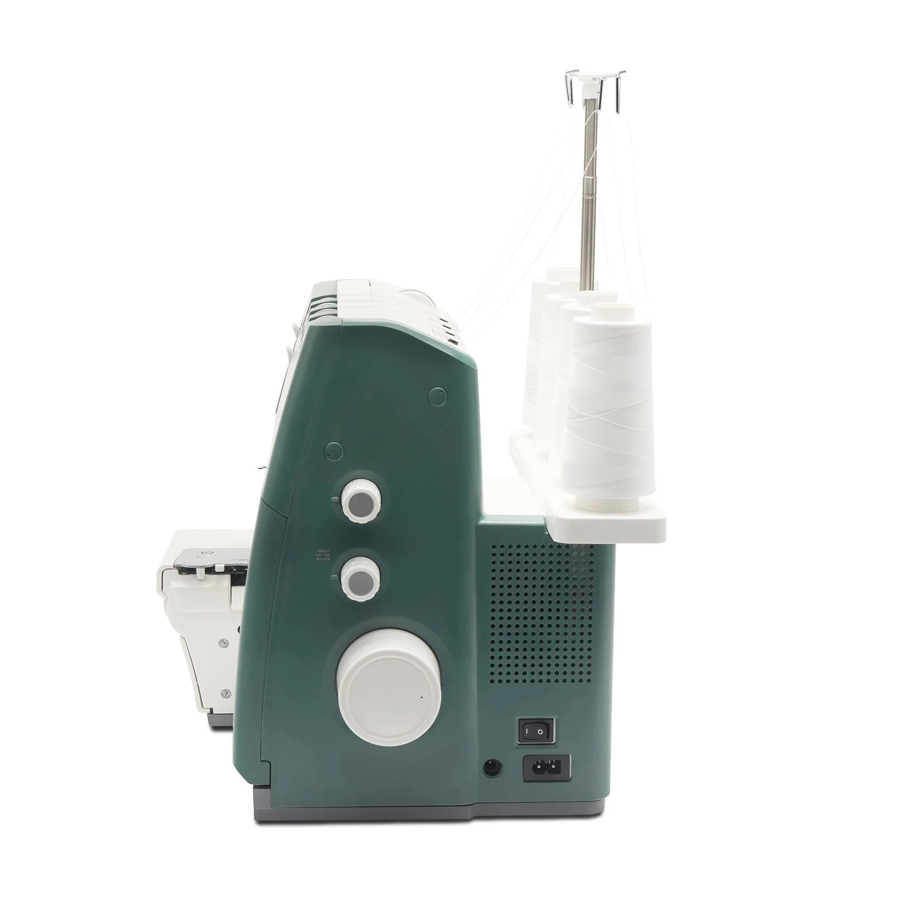 PFAFF® admire™ 3000 Overlock Machine - Image 8