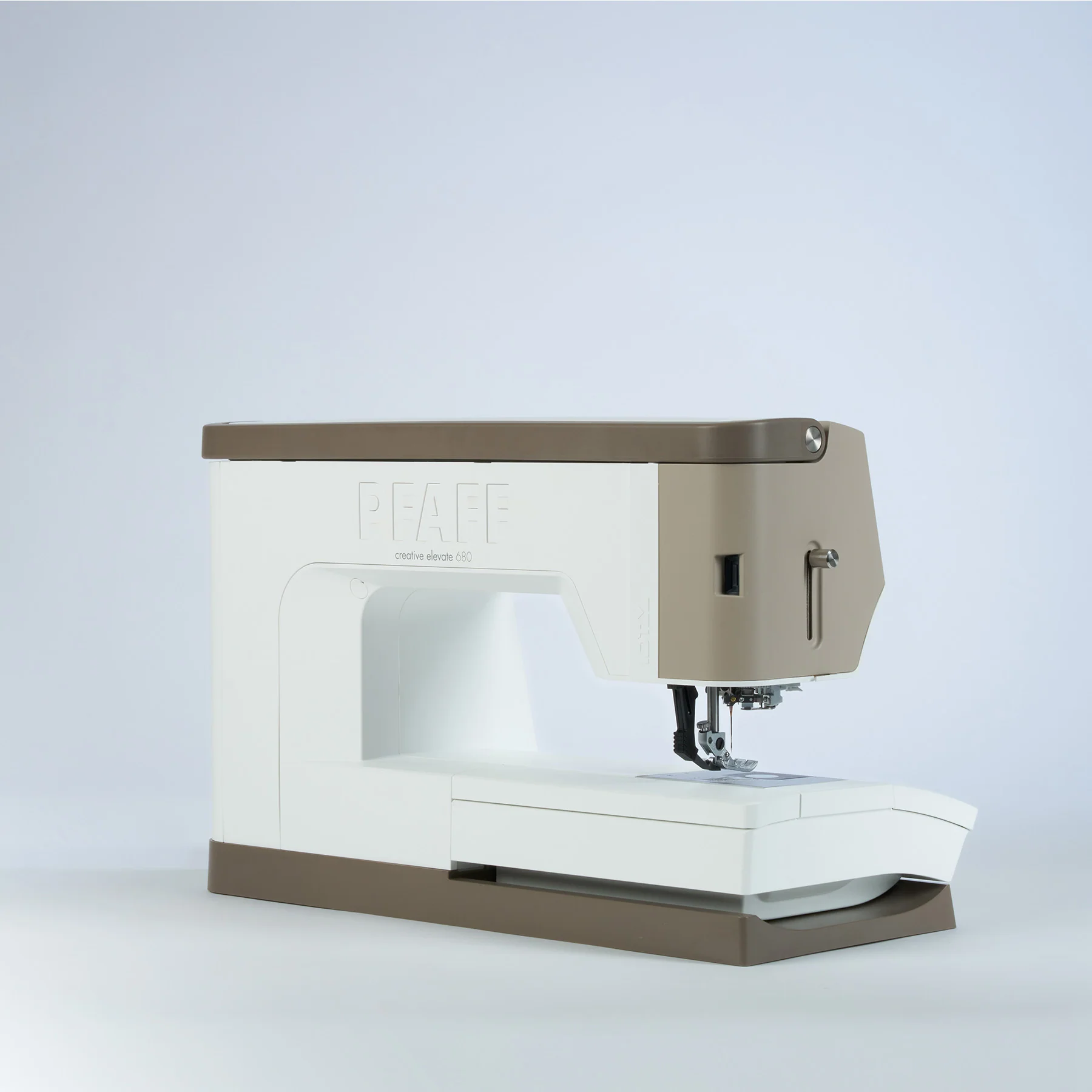 PFAFF® creative elevate™ 680 Sewing & Embroidery Machine - Image 7