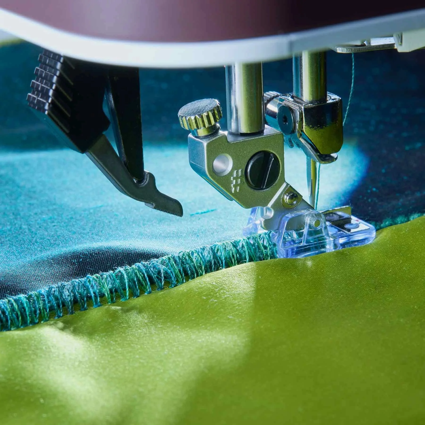 PFAFF® creative expression™ 750 Sewing and Embroidery Machine - Image 14