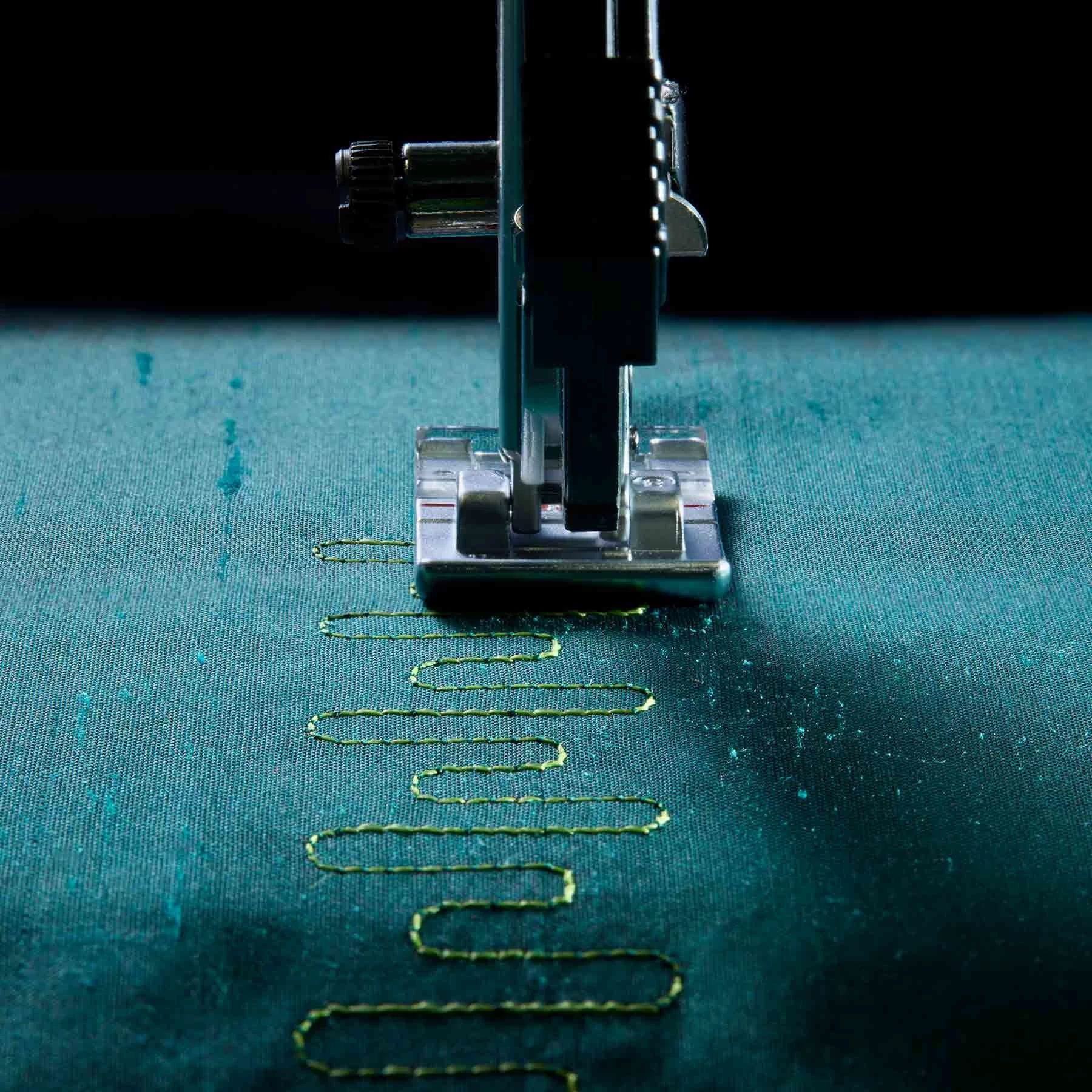 PFAFF® creative expression™ 750 Sewing and Embroidery Machine - Image 15