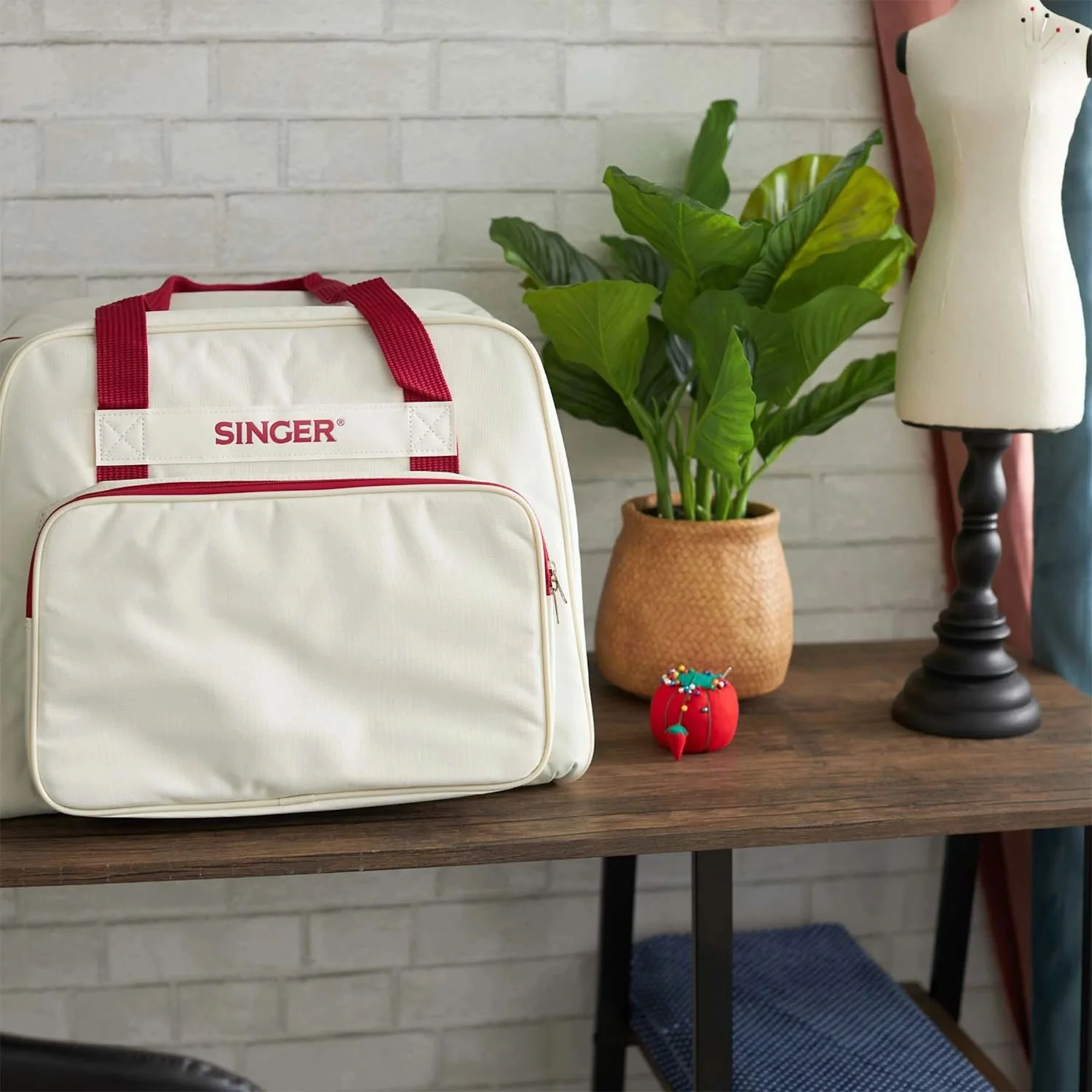 SINGER® Universal Bag - White - Image 7