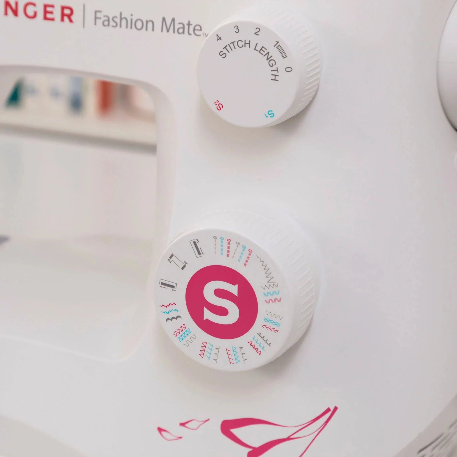 SINGER® Fashion Mate™ 3333 Sewing Machine - Image 6
