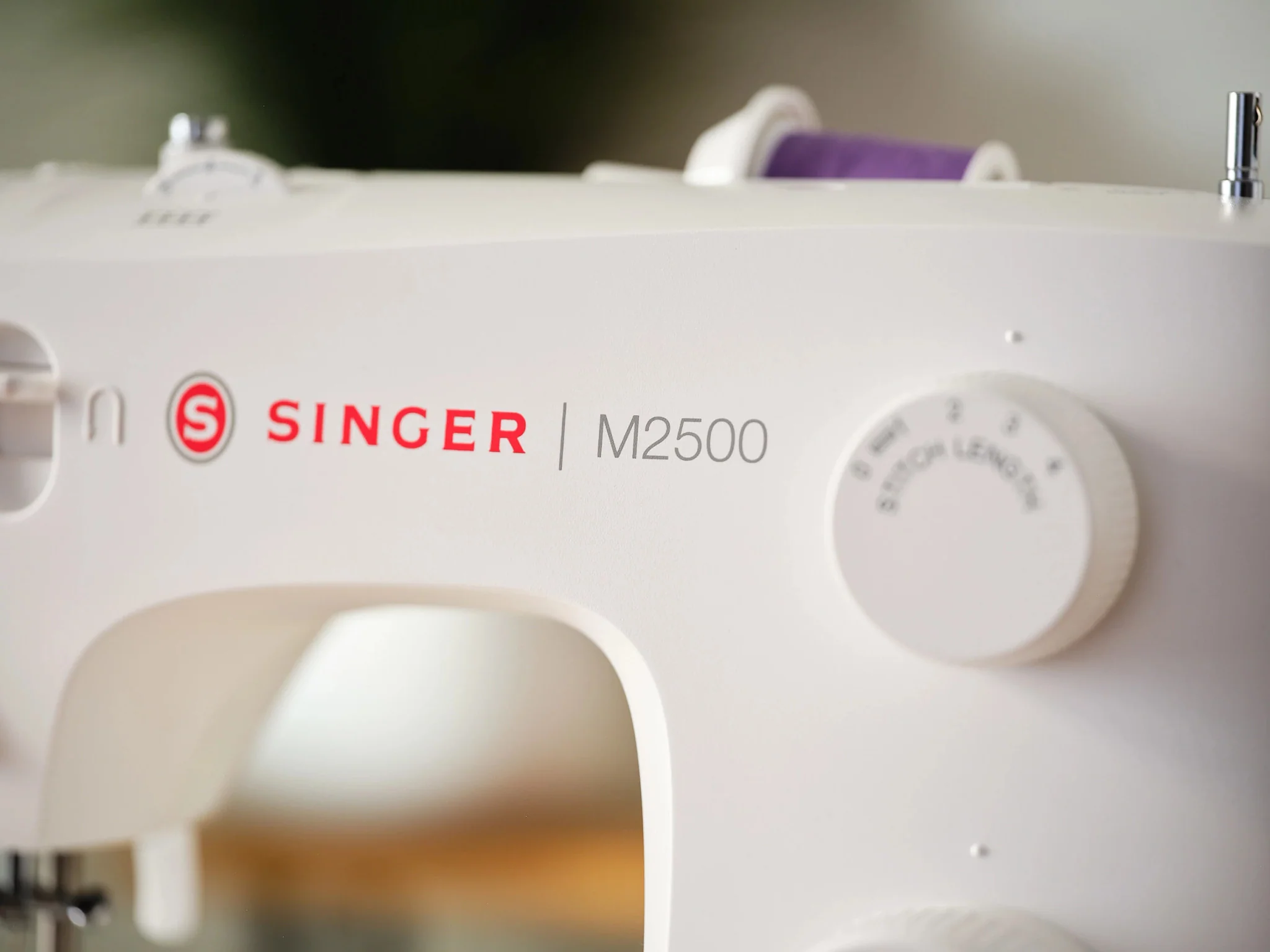 SINGER® M2505 Sewing Machine - Image 6