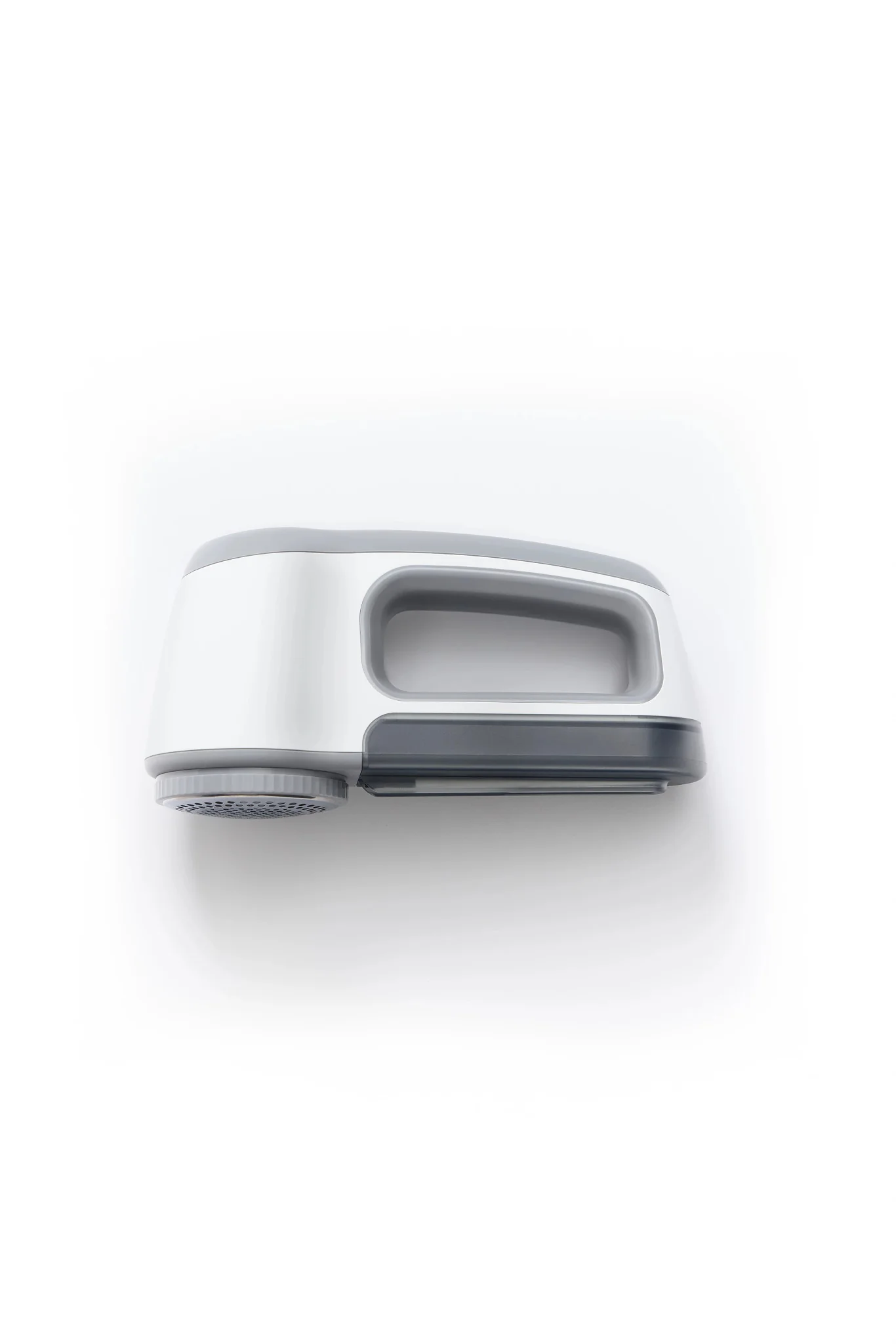 SINGER® Rechargeable Lint Remover - Image 4