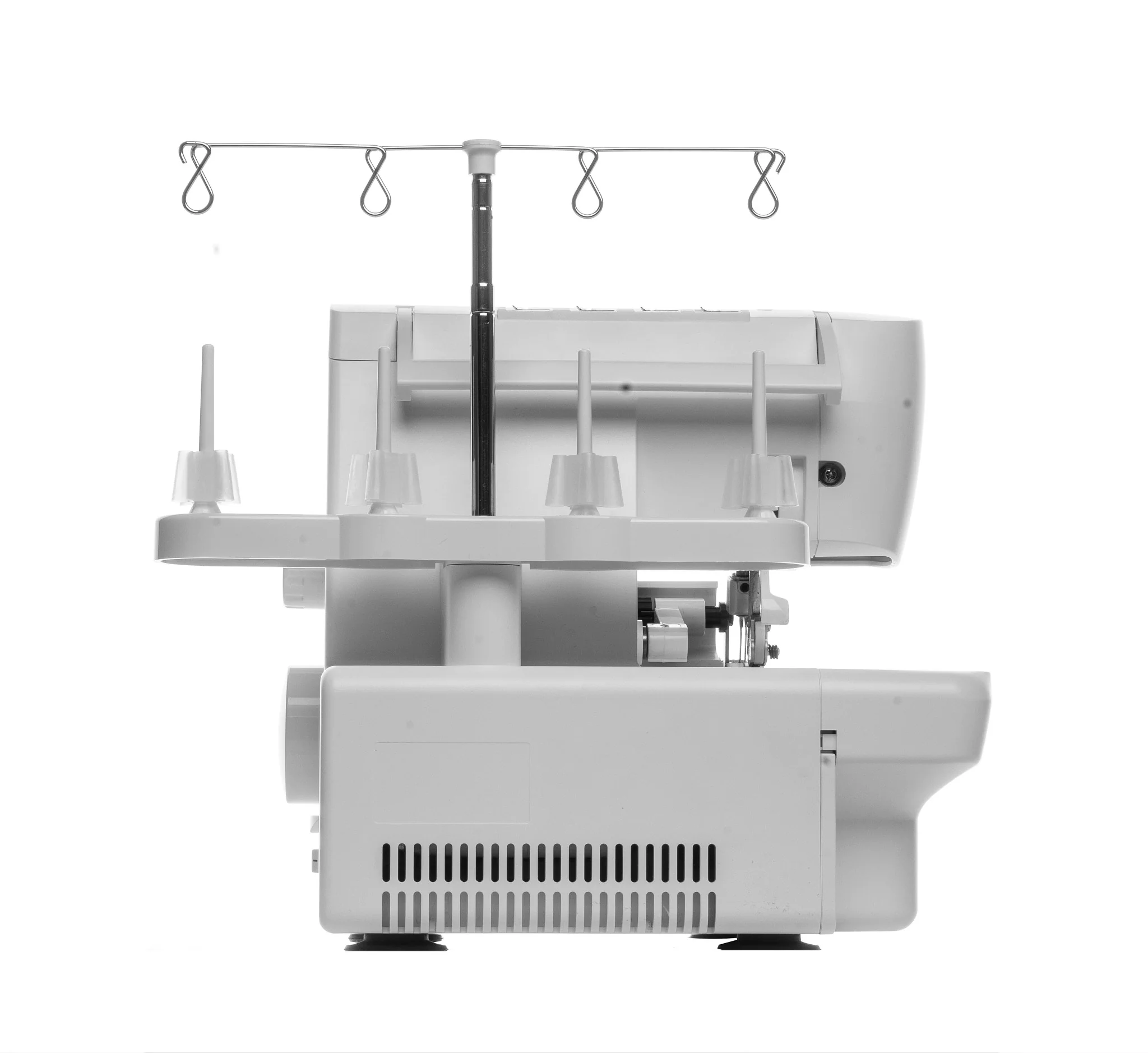 SINGER® S0105 Serger - Image 5