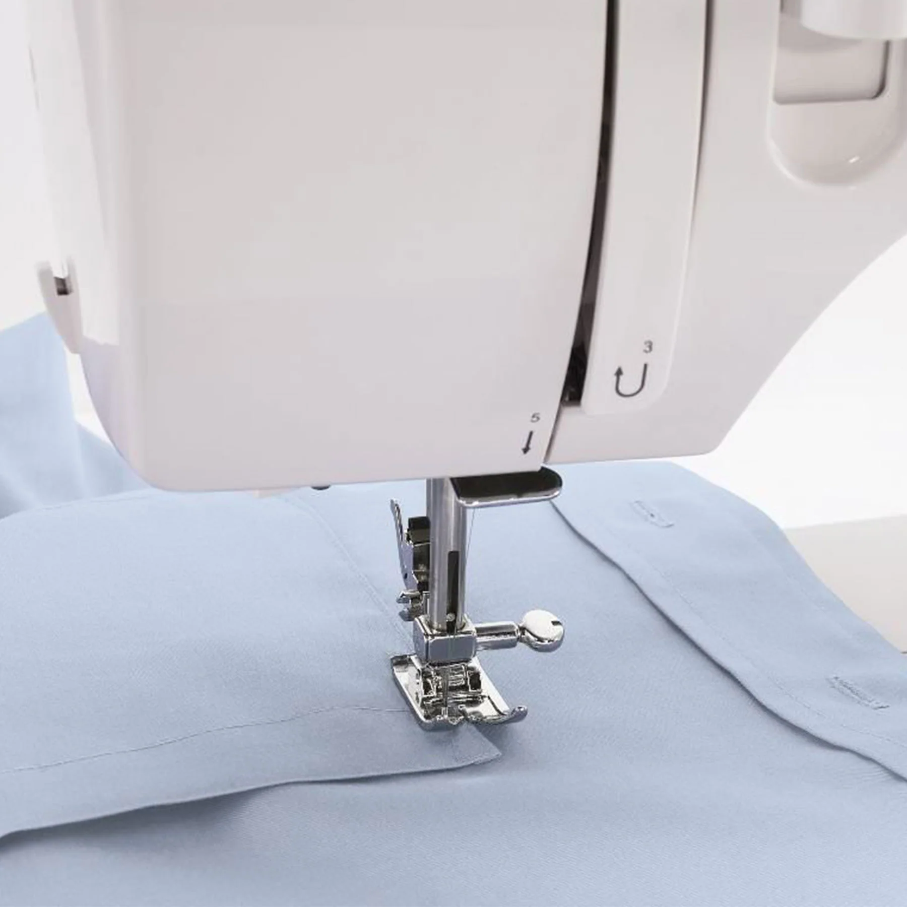 SINGER® Talent™ 3323 Sewing Machine - Image 4